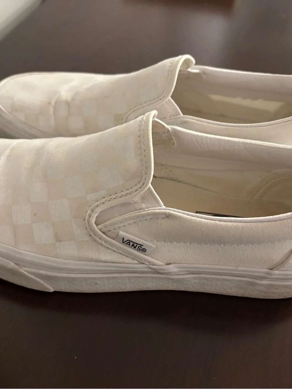 Vans White Checkerboard Slip-on women’s 8.5/ men’s 7